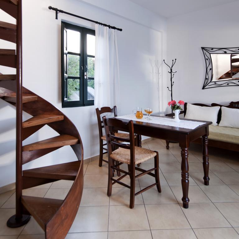 Anthonas Apartments Imerovigli  Dış mekan fotoğraf