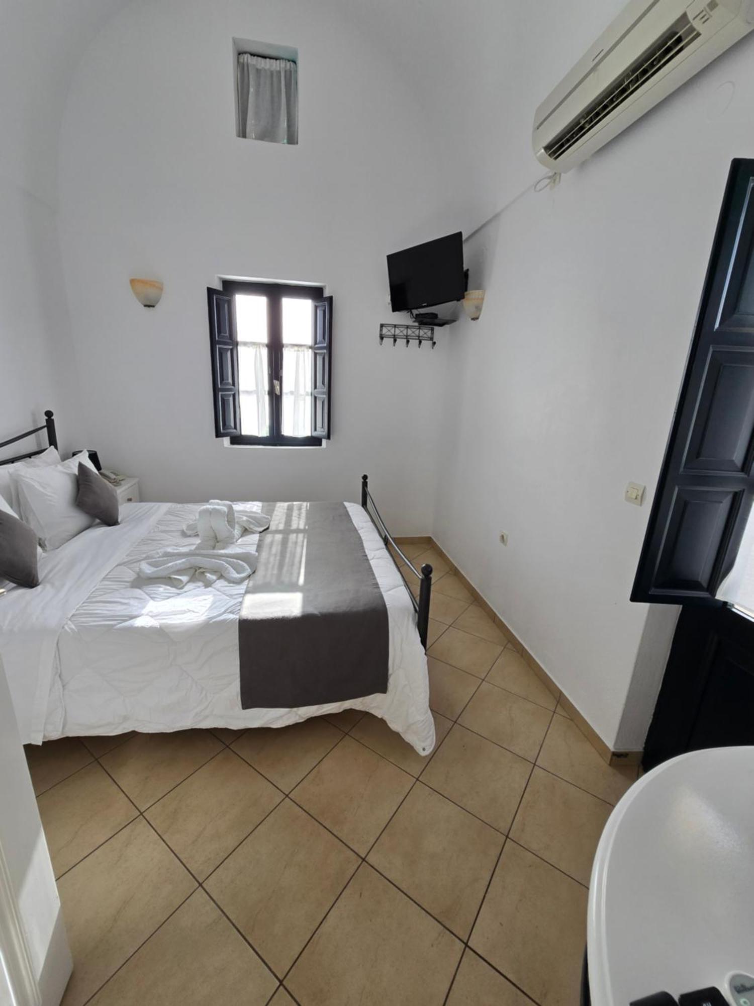 Anthonas Apartments Imerovigli  Dış mekan fotoğraf