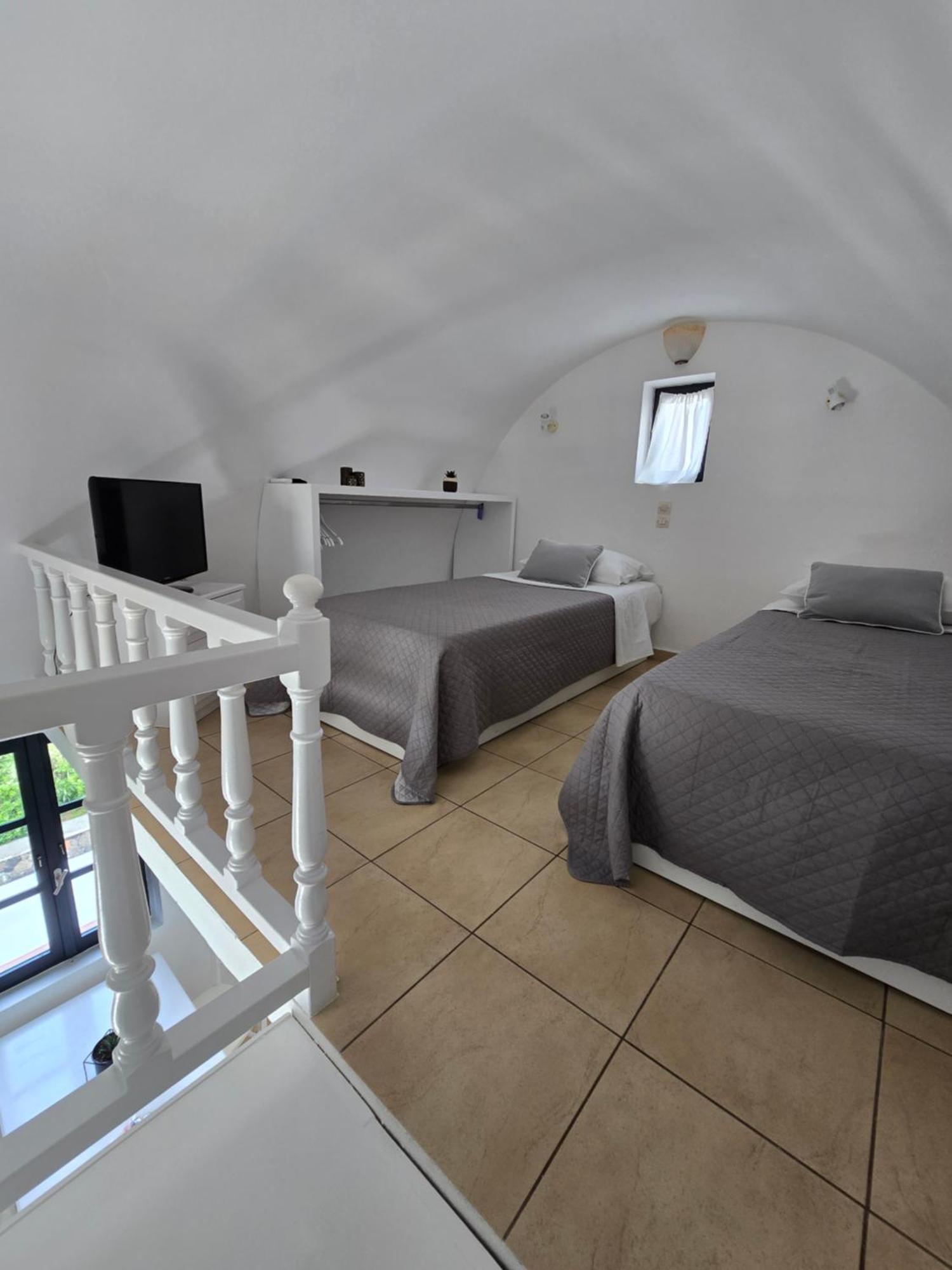 Anthonas Apartments Imerovigli  Dış mekan fotoğraf