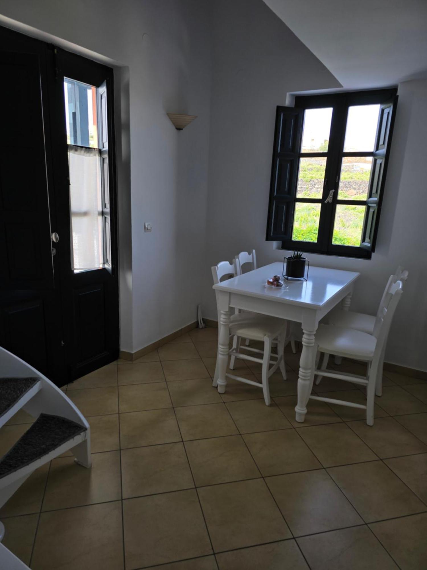 Anthonas Apartments Imerovigli  Dış mekan fotoğraf