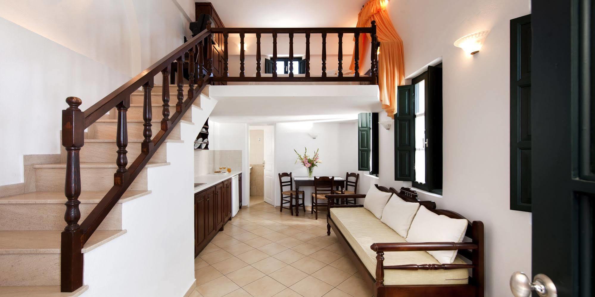 Anthonas Apartments Imerovigli  Dış mekan fotoğraf